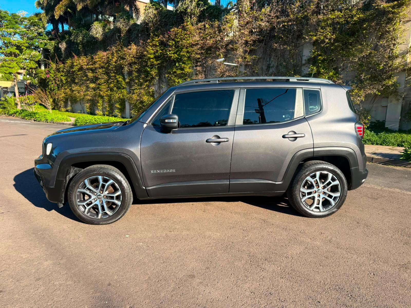 Jeep Renegade 2023